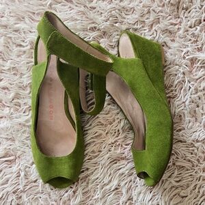 🐸Sacha London Venice Wedge Shoe